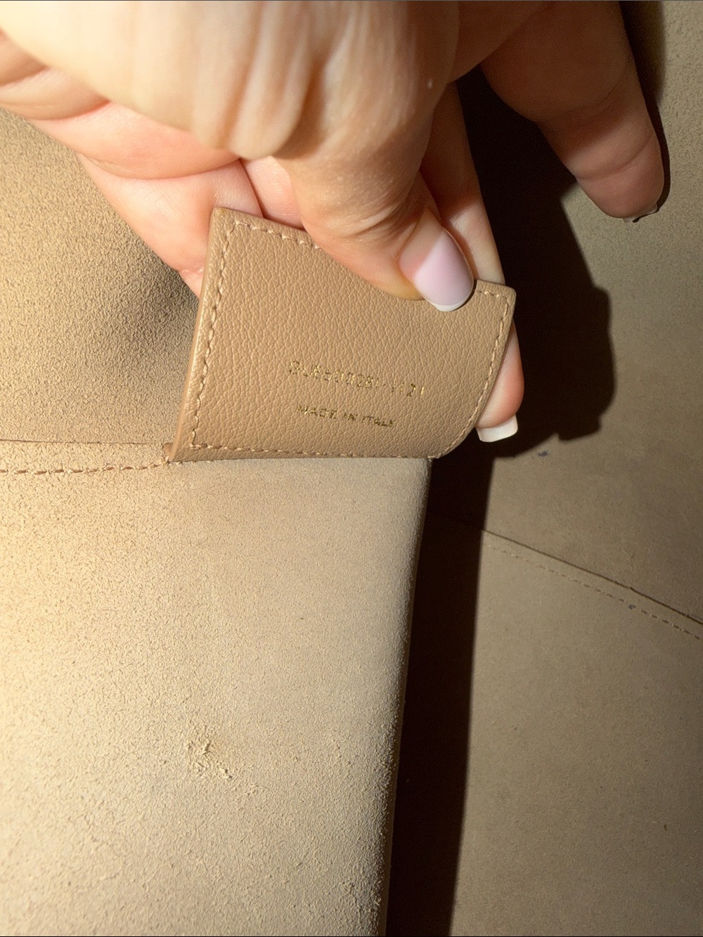 Saint Laurent East West Tote in Brick Leather Taupe - Picture 5 of 10